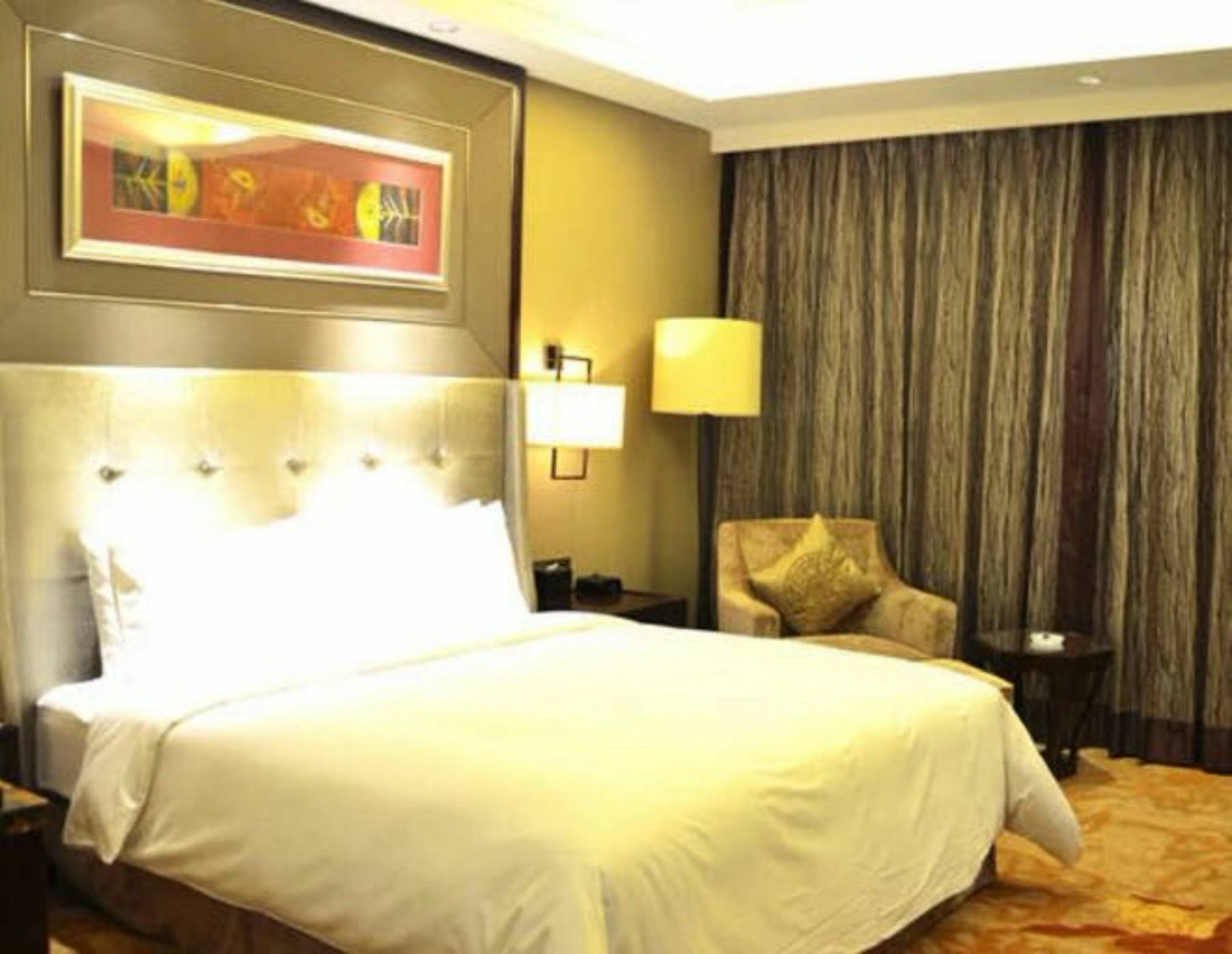 Xi'An Tanglong International Hotel Extérieur photo